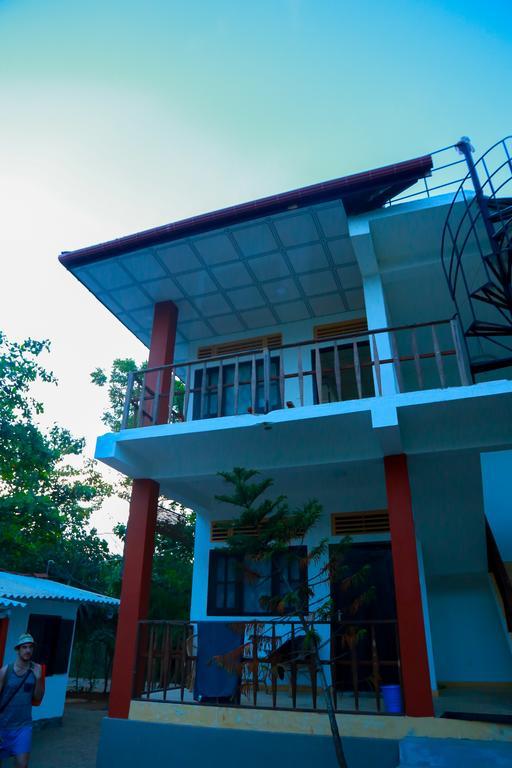 Autumn Moon Beach Cabanas تانجالي المظهر الخارجي الصورة